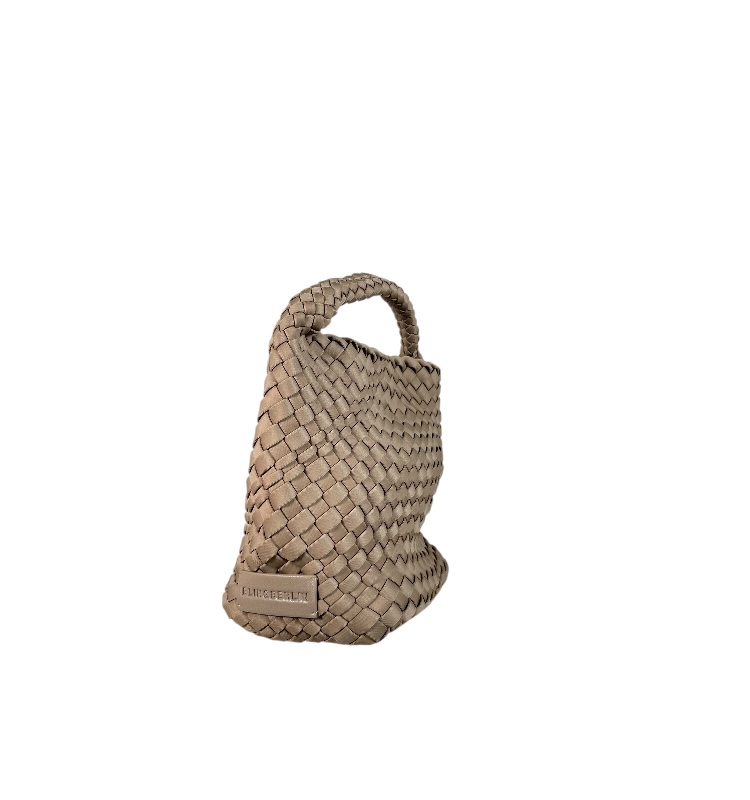 20250920_124542791_iOS