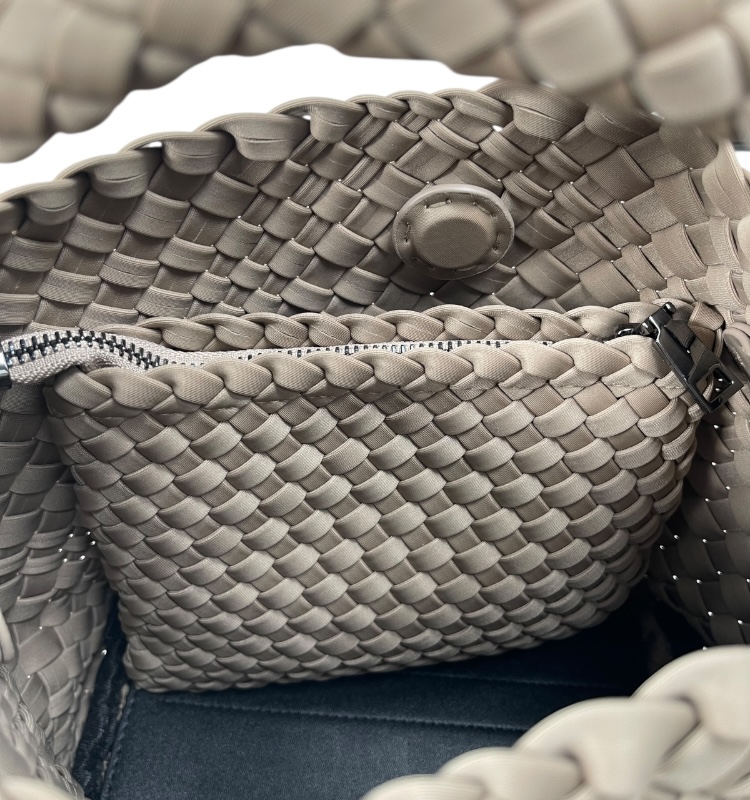 20250920_124545791_iOS