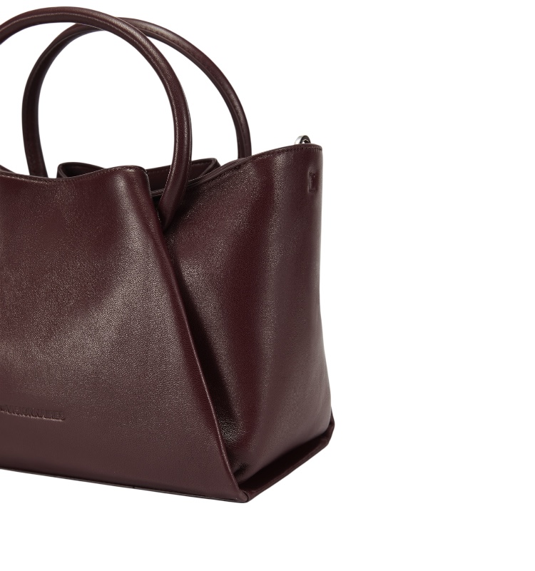 20251113_170403200_iOS