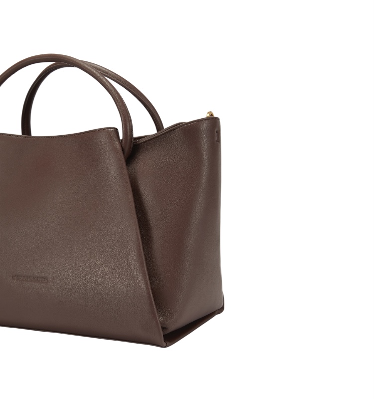 20251113_170414200_iOS