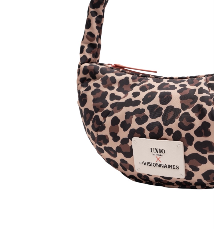 LV x UNIO_VANCOUVER S_leo (3)