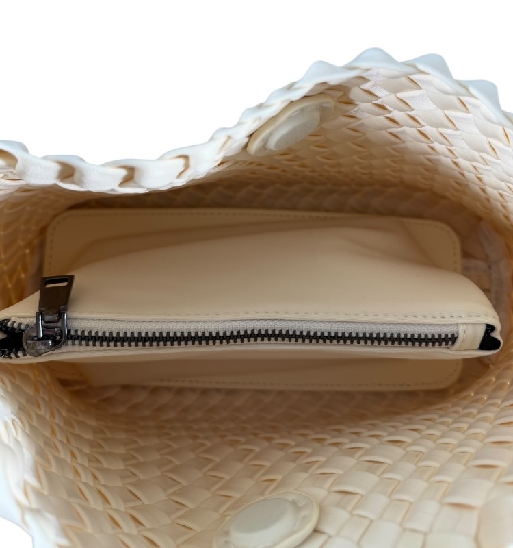 26-04-02 16-23-22 9454